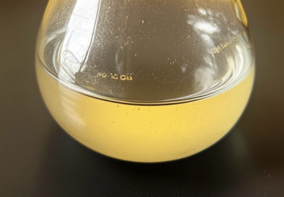 Appearance image for 4-Methoxyphenol cyanate ester