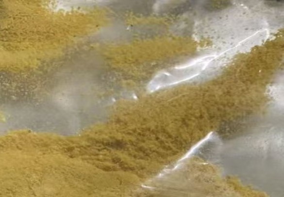 Appearance image for 4,6-dichloropyrimidine-5-carbaldehyde